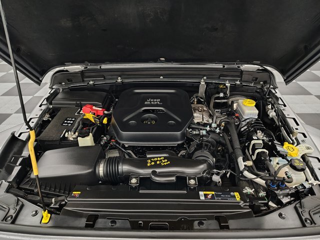Used 2021 Jeep Wrangler Unlimited Sahara AWD/4WD image 18