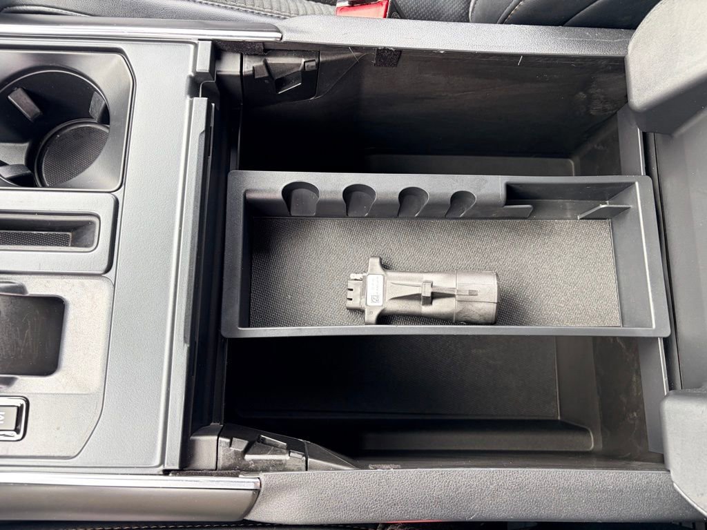 Certified 2022 Ford F150 Raptor w/ Equipment Group 801A High image 20