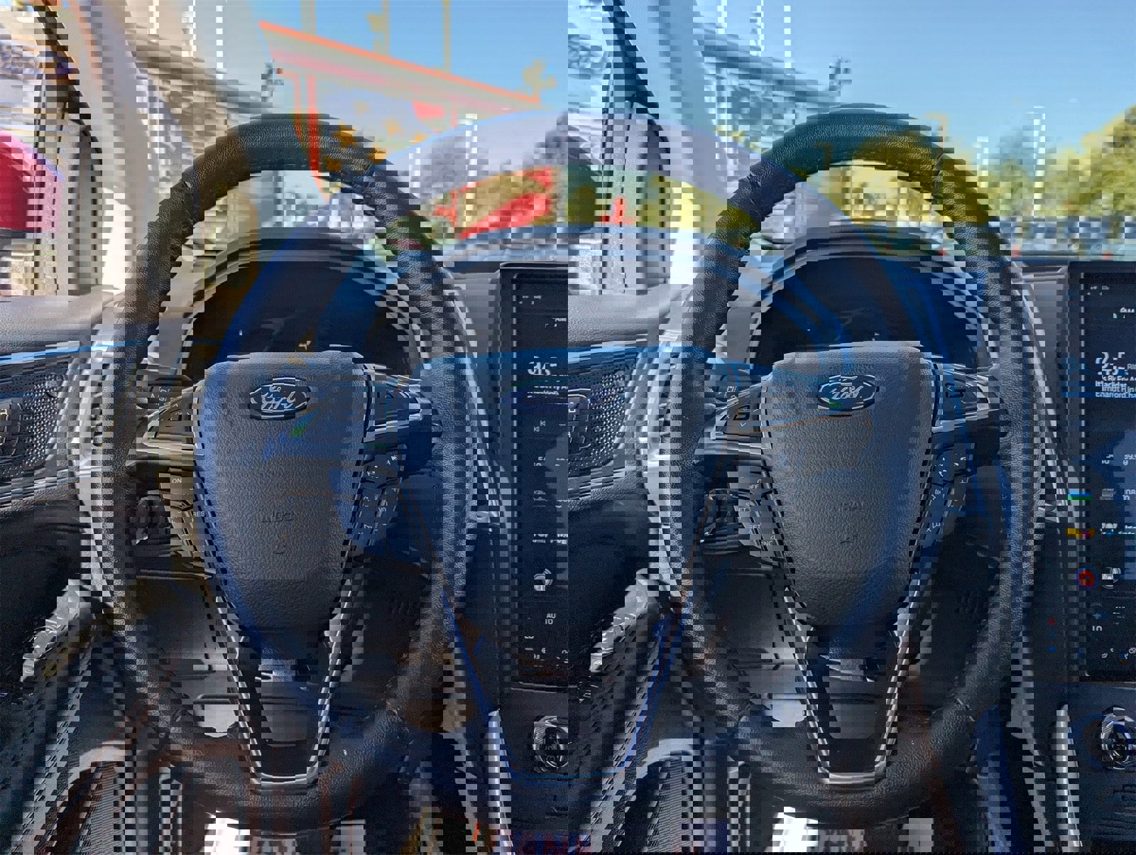 Certified 2024 Ford Edge Titanium image 26