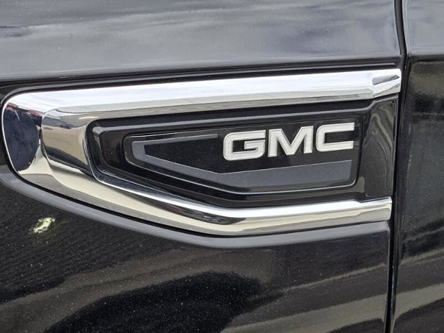 Used 2021 GMC Yukon SLT w/ SLT Premium Package image 10
