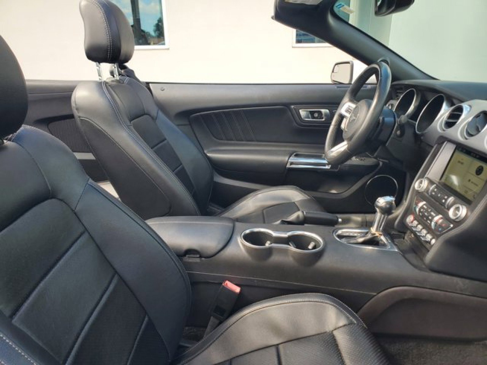 Certified 2019 Ford Mustang Premium image 29