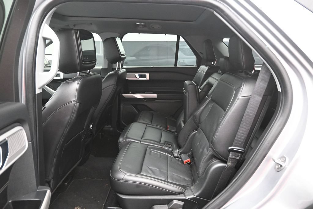 Certified 2021 Ford Explorer Limited w/ Equipment Group 301A RWD image 27
