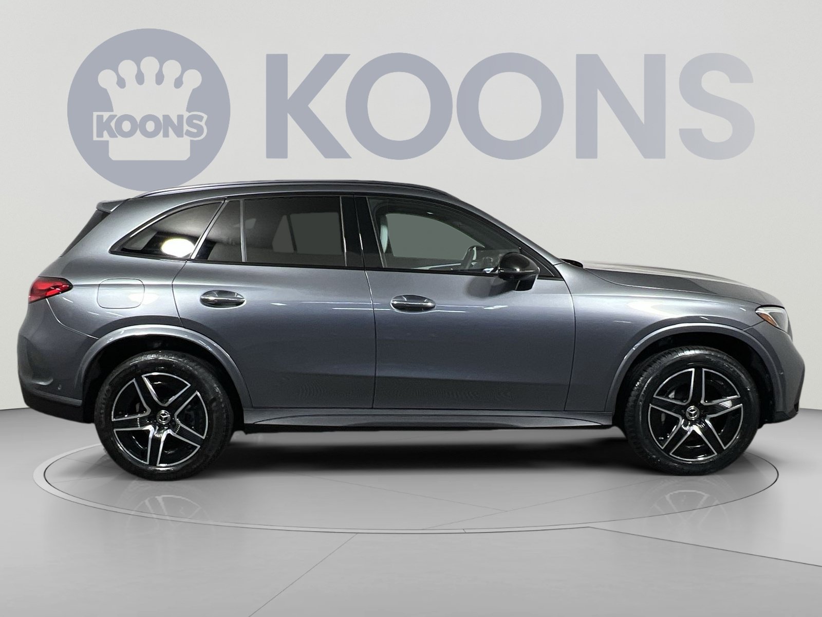 Used 2023 Mercedes-Benz GLC 300 4MATIC image 12