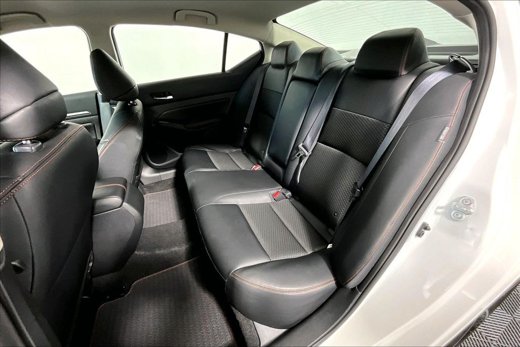 Used 2024 Nissan Altima 2.5 SR FWD image 26
