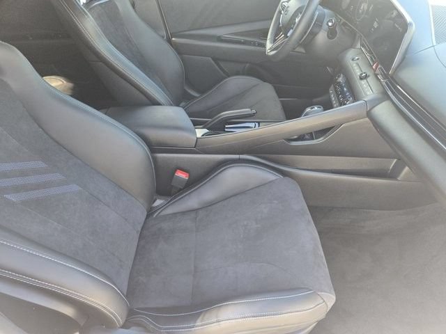 Used 2025 Hyundai Elantra N FWD image 13
