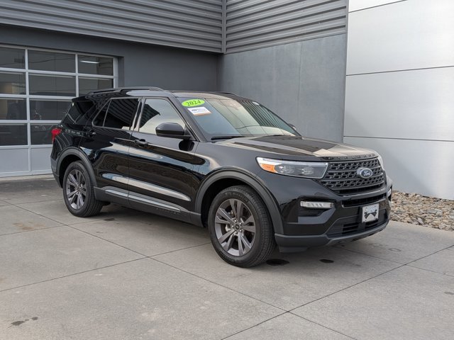 Certified 2024 Ford Explorer XLT w/ Equipment Group 202A image 2