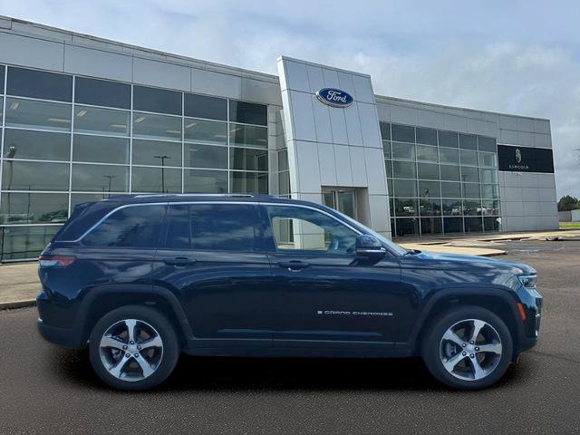 Used 2022 Jeep Grand Cherokee Limited 4xe AWD/4WD image 6