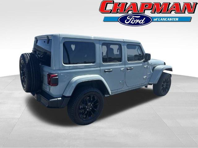 Used 2024 Jeep Wrangler Unlimited Sahara AWD/4WD image 3
