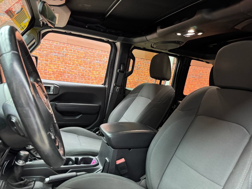 Used 2020 Jeep Wrangler Unlimited Sport S AWD/4WD image 23