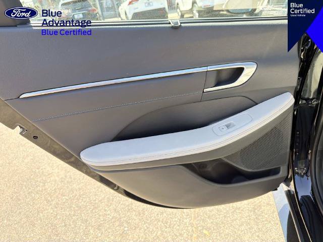 Used 2023 Hyundai Sonata Limited w/ Cargo Package FWD image 26