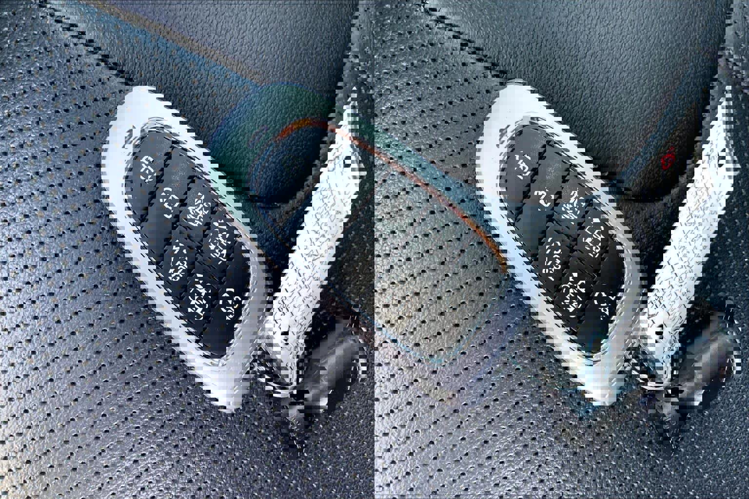 Used 2023 Hyundai Santa Fe Limited image 14