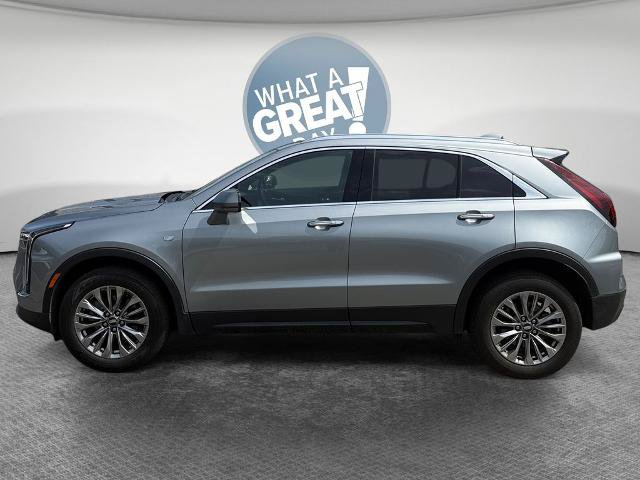 Used 2024 Cadillac XT4 Premium Luxury AWD/4WD image 7