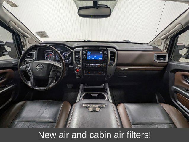 Used 2018 Nissan Titan Platinum Reserve w/ Platinum Utility Package AWD/4WD image 3