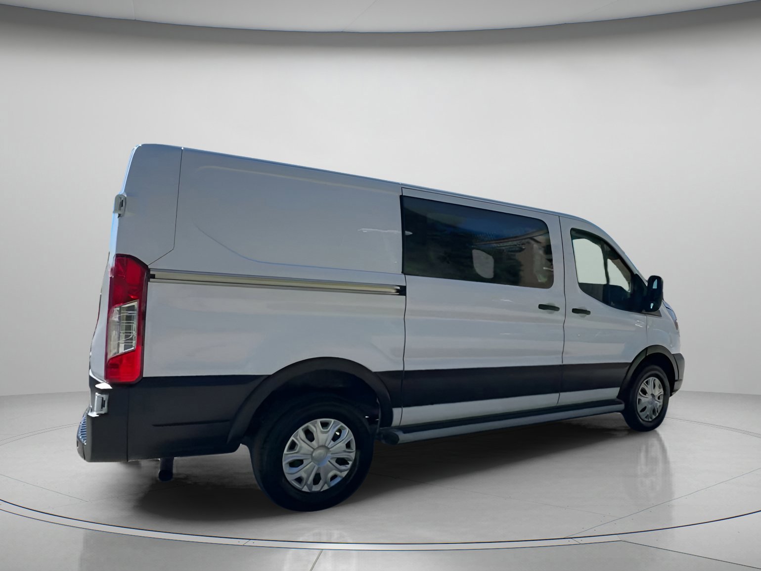 Certified 2024 Ford Transit 250 w/ Exterior Upgrade Package image 21