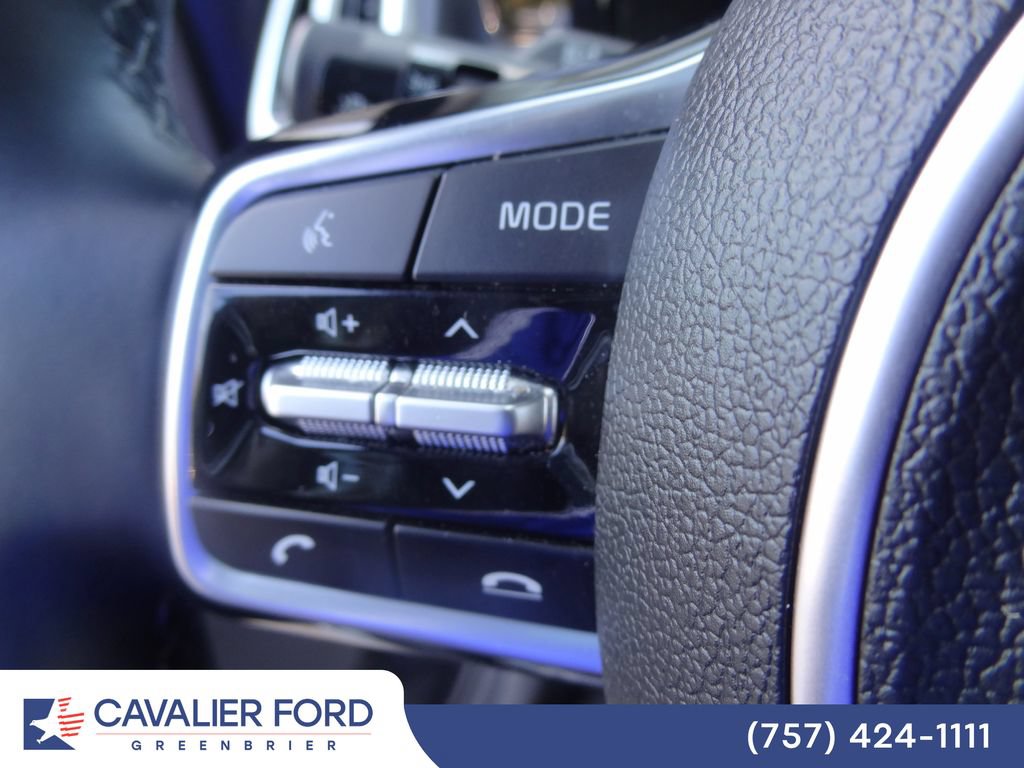 Used 2023 Kia Sorento SX AWD/4WD image 21