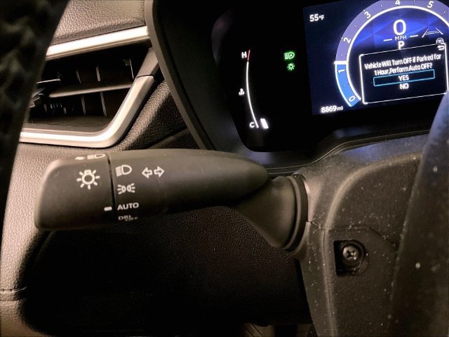 Used 2026 Toyota Corolla Cross LE AWD/4WD image 30