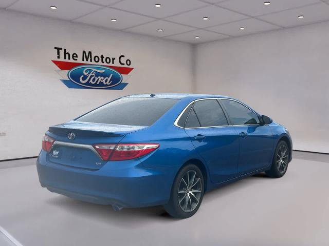 Used 2017 Toyota Camry XSE w/ Moonroof Package FWD image 5
