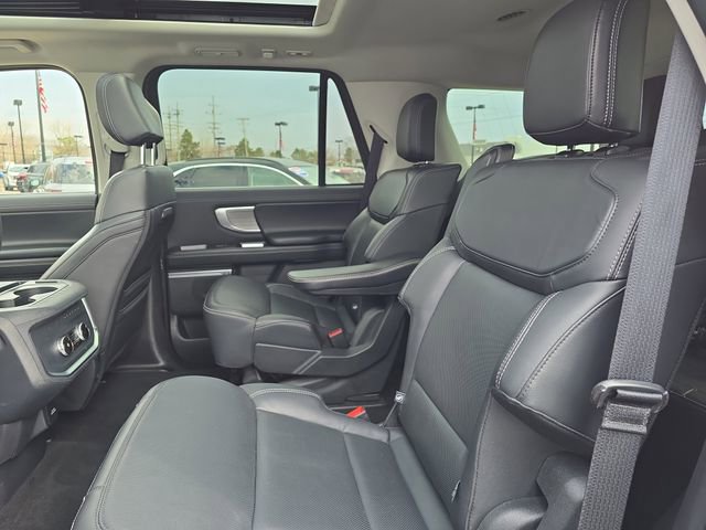 Certified 2025 Ford Expedition Platinum AWD/4WD image 31