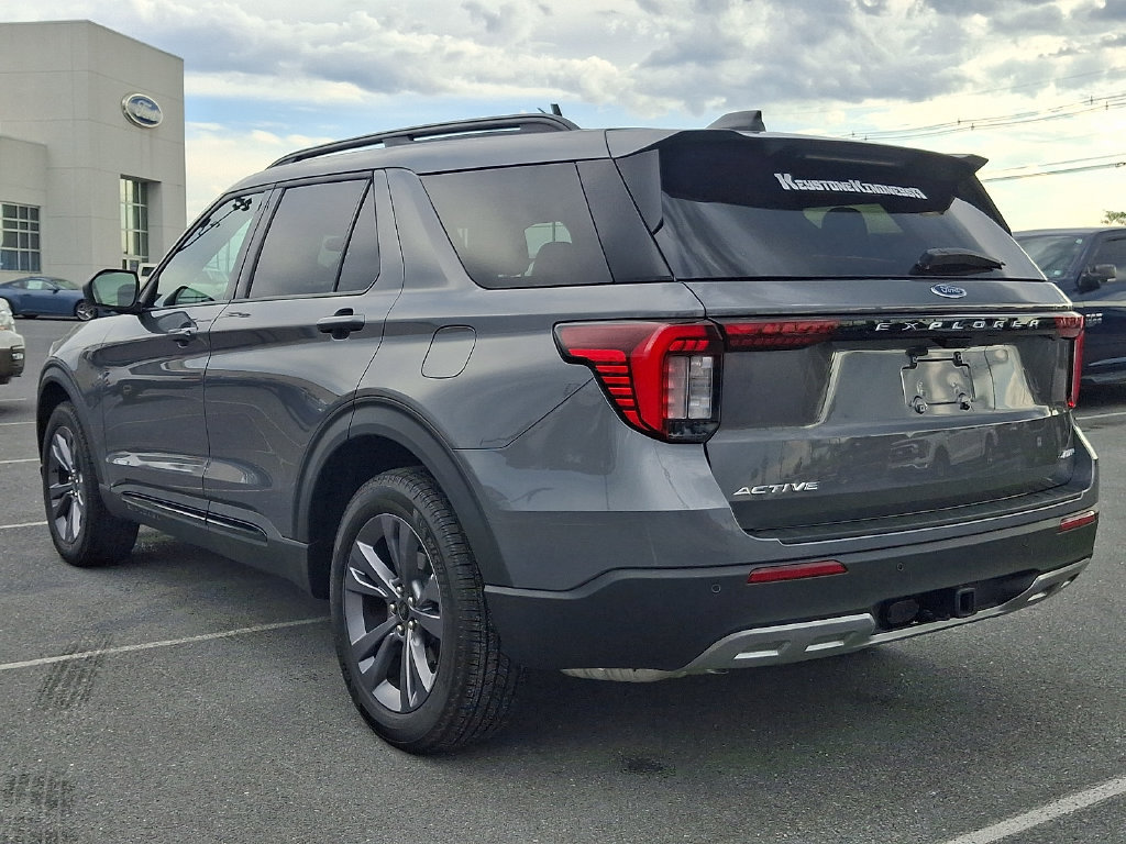 Certified 2026 Ford Explorer Active w/ Active Comfort Package AWD/4WD image 4