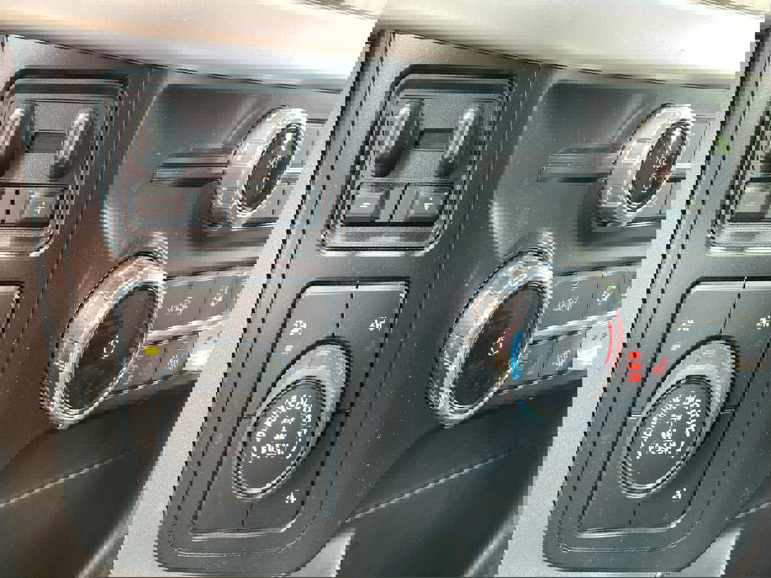 Certified 2022 Ford F150 XLT w/ Equipment Group 302A High image 22