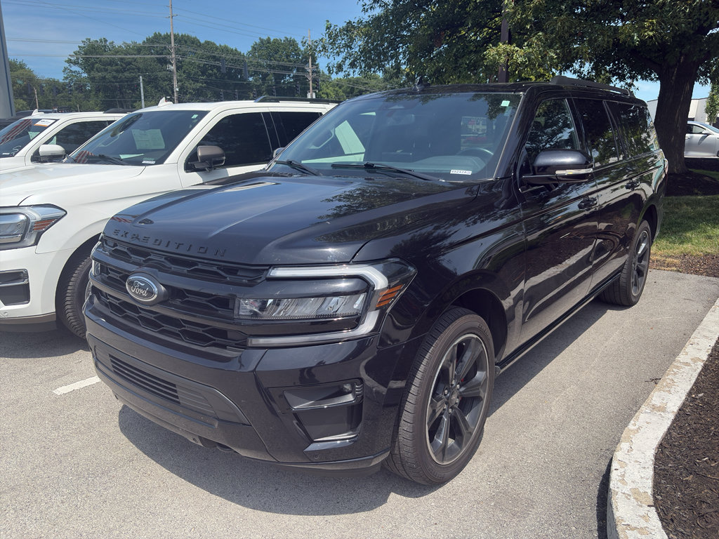 Certified 2023 Ford Expedition Max Limited AWD/4WD image 2