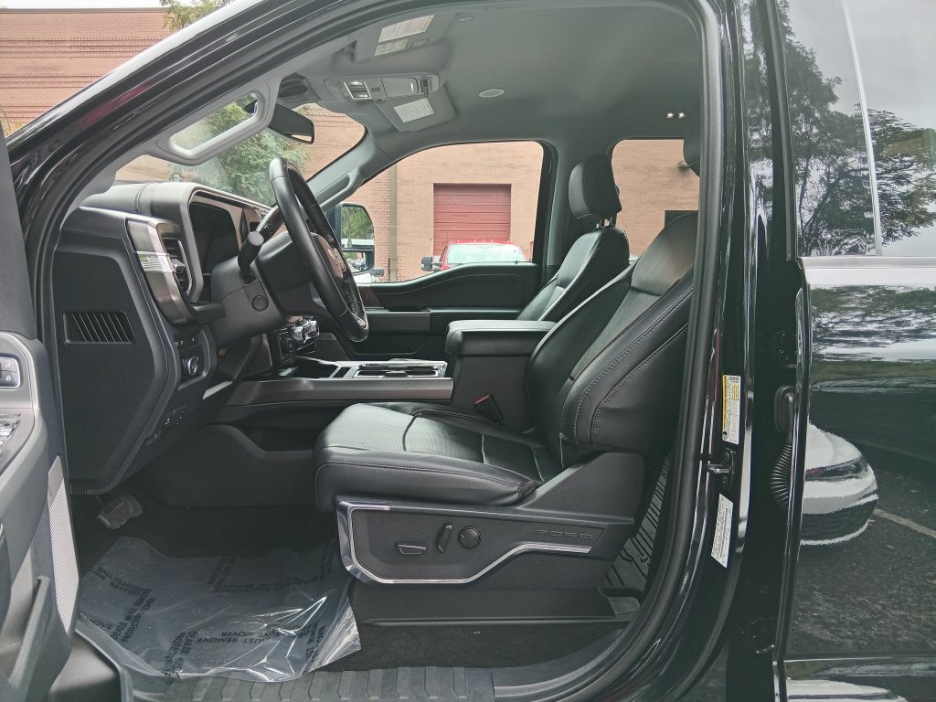 Certified 2023 Ford F350 Lariat w/ Lariat Ultimate Package AWD/4WD image 18