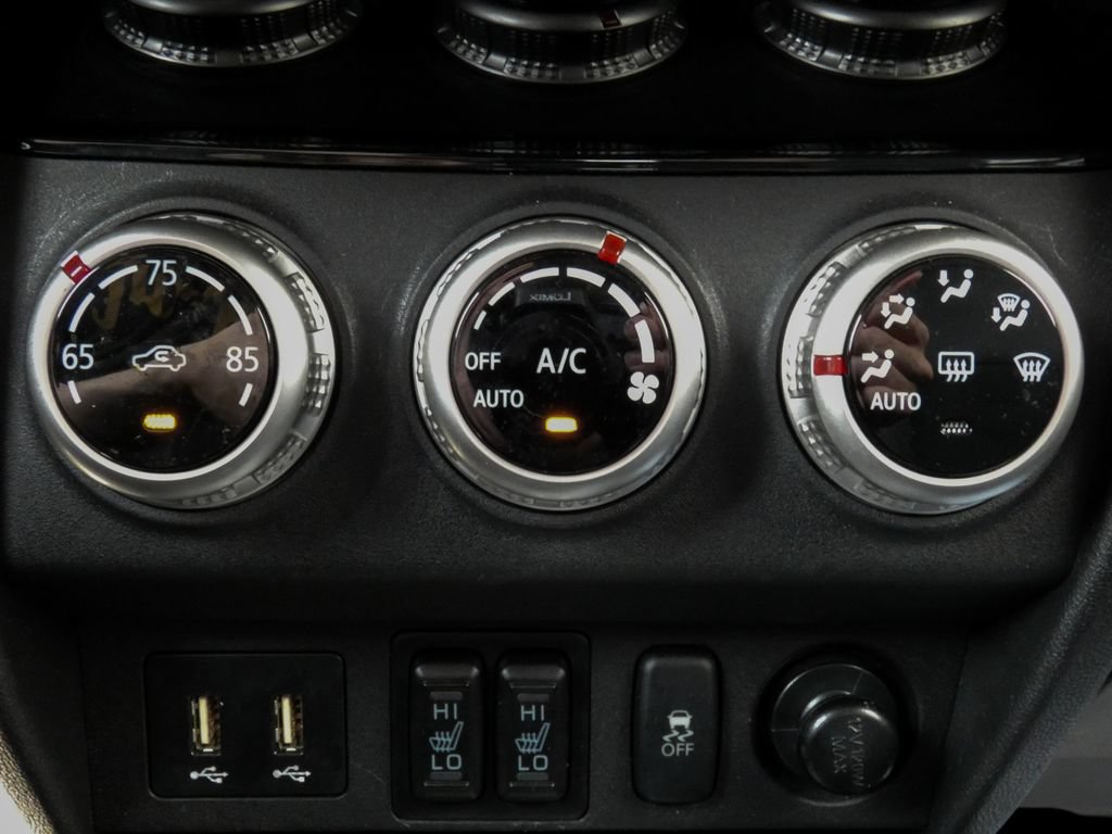 Used 2025 Mitsubishi Outlander Sport AWD image 24