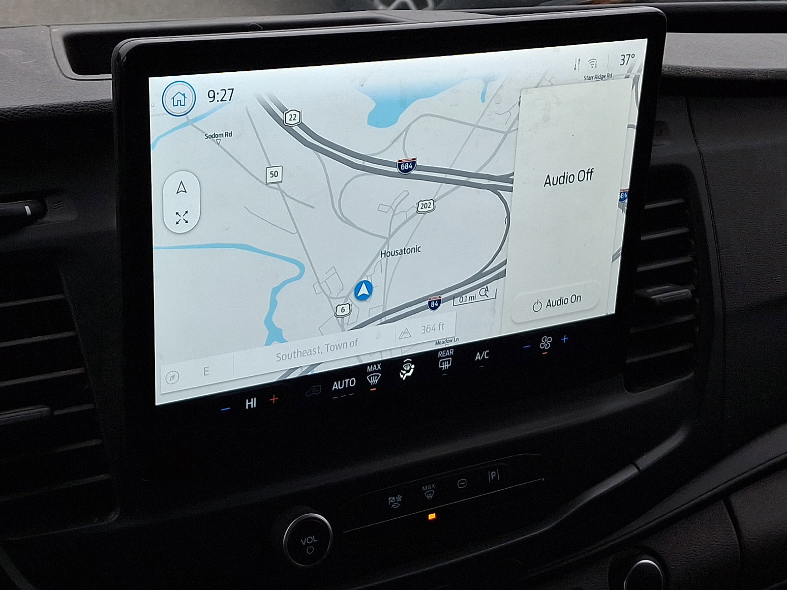 Certified 2022 Ford E-Transit image 23