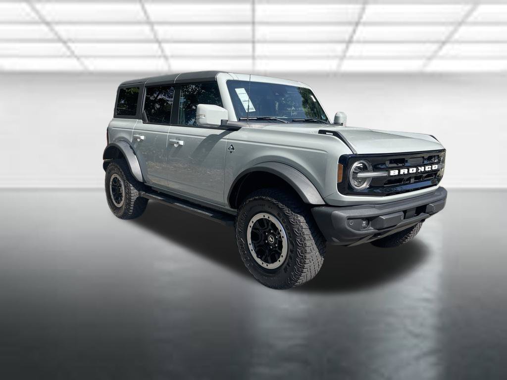 Certified 2022 Ford Bronco Outer Banks w/ Sasquatch Package AWD/4WD image 7