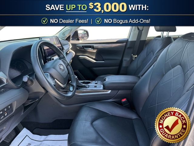 Used 2024 Toyota Highlander Platinum FWD image 14