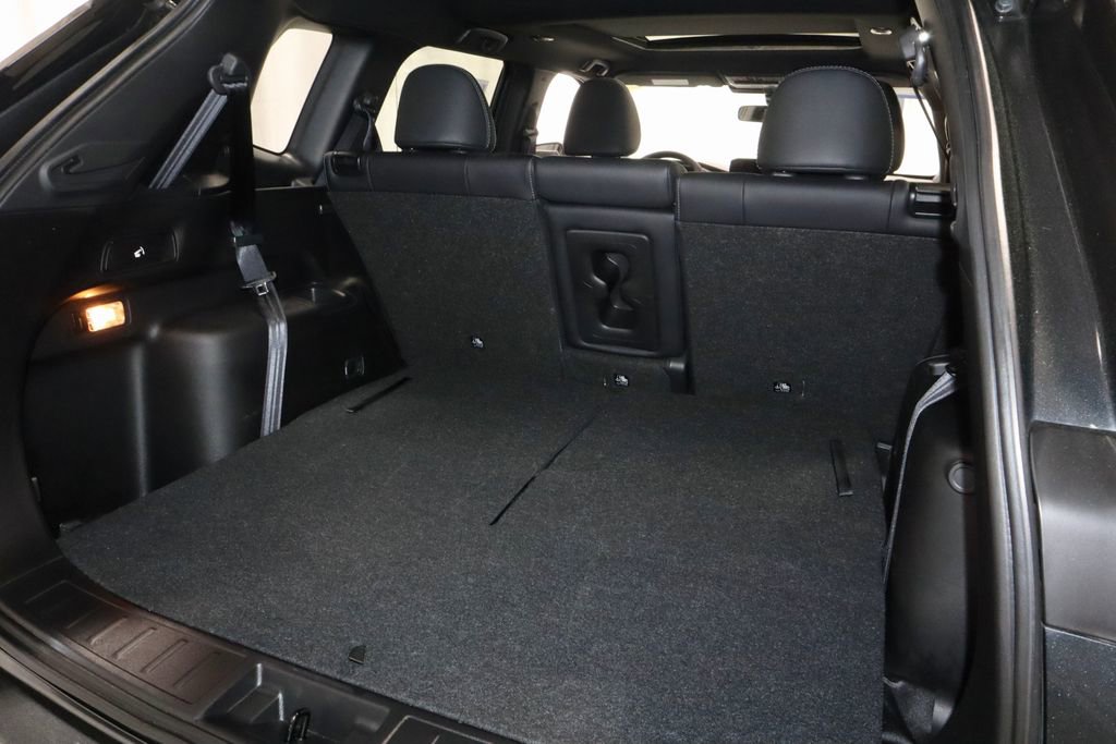 Used 2024 Mitsubishi Outlander SE Black Edition AWD/4WD image 13