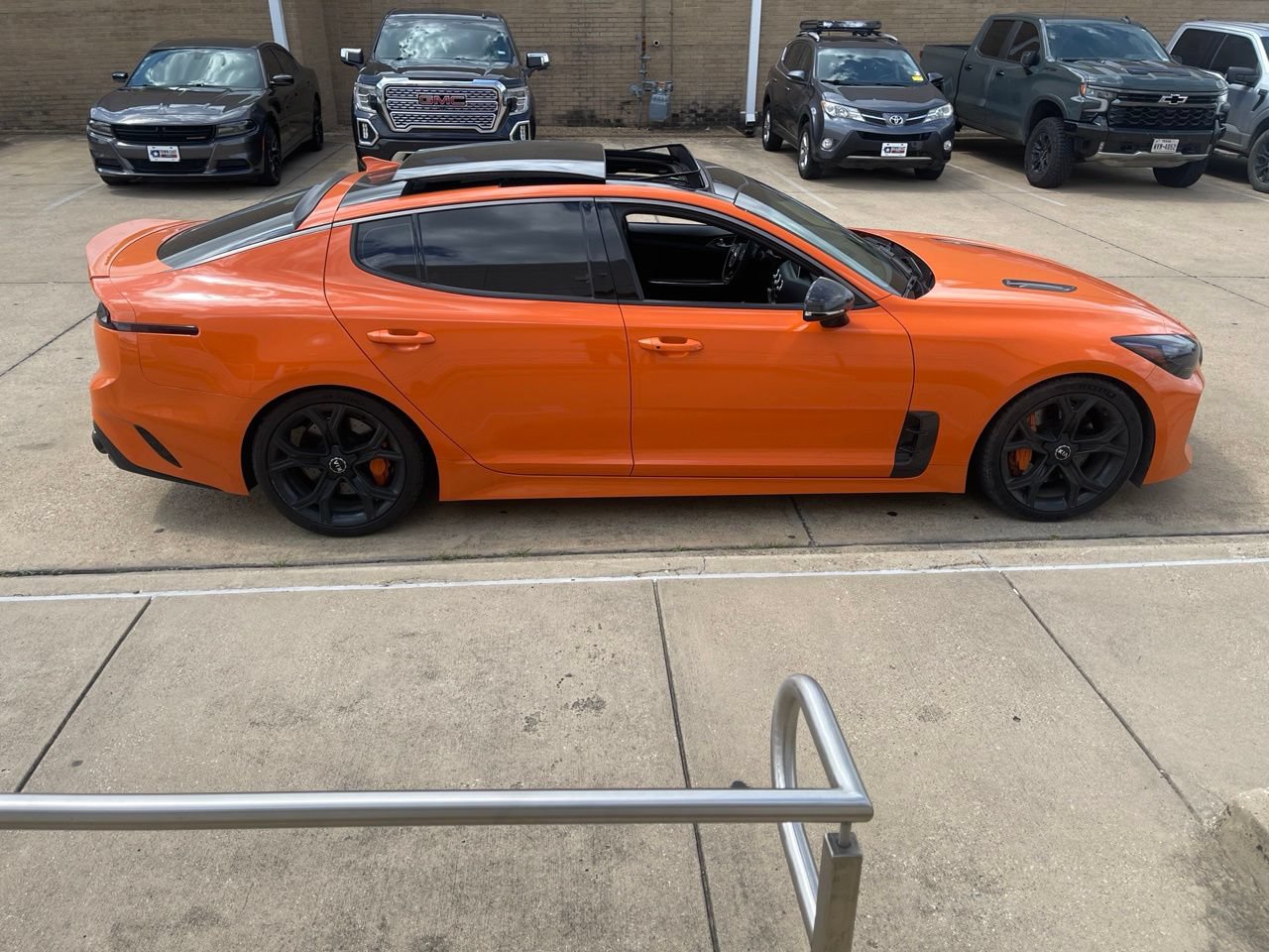 Used 2019 Kia Stinger GTS RWD image 7