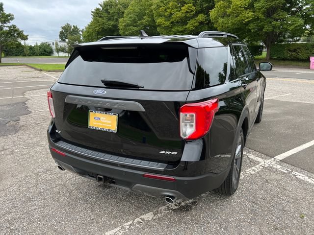 Certified 2023 Ford Explorer XLT w/ Equipment Group 202A AWD/4WD image 10