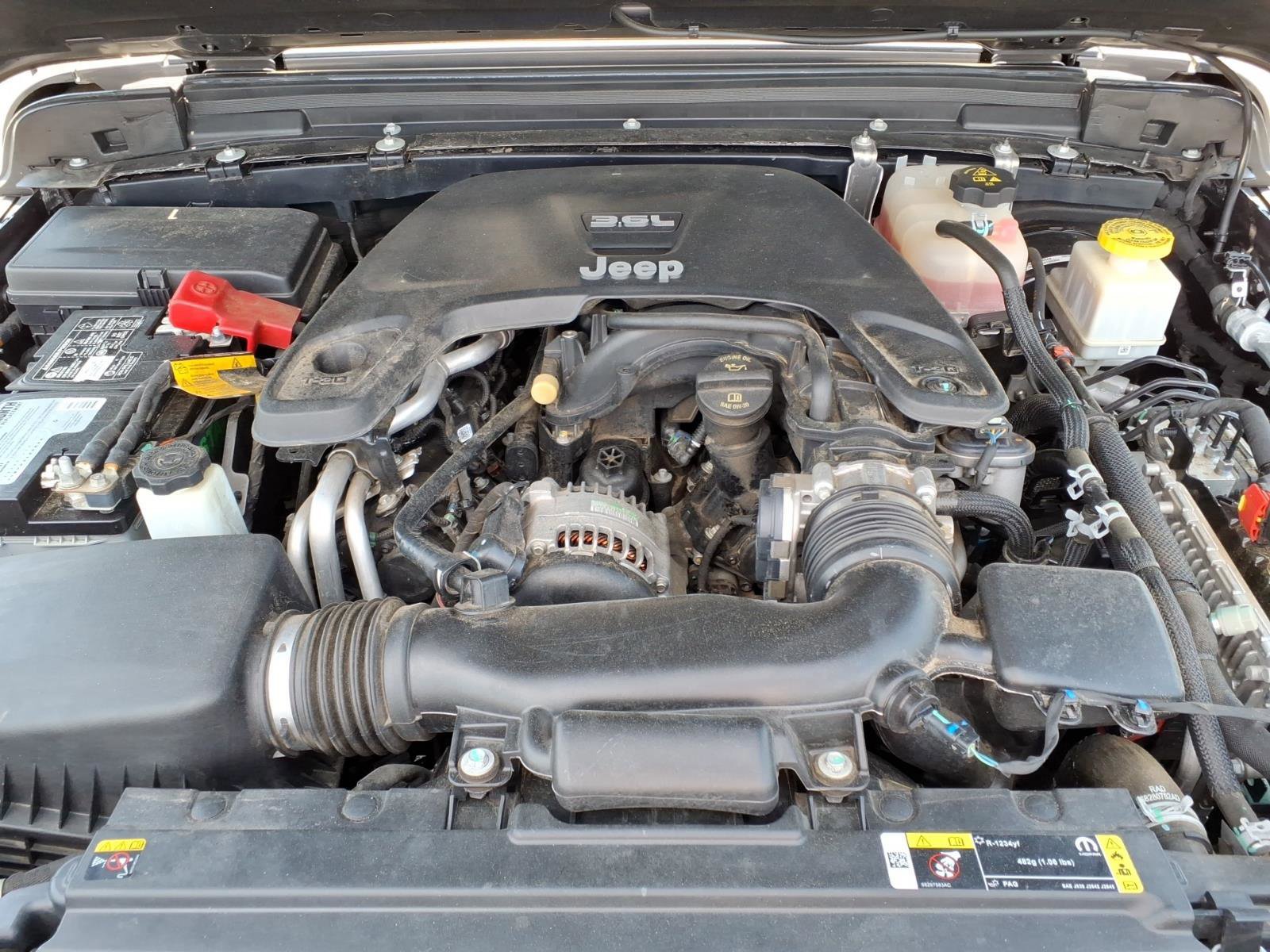 Used 2021 Jeep Gladiator Sport AWD/4WD image 11