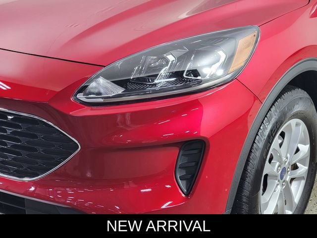 Certified 2022 Ford Escape SE w/ Cold Weather Package AWD/4WD image 9
