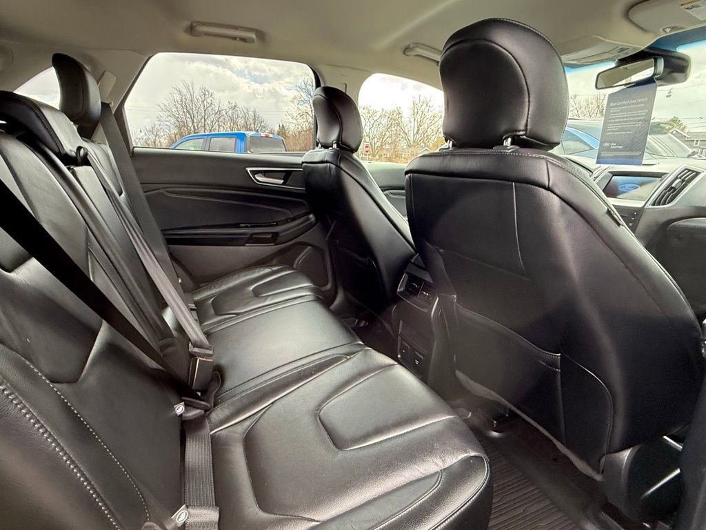 Certified 2019 Ford Edge Titanium w/ Cold Weather Package image 14