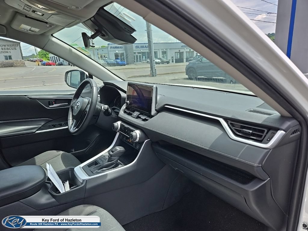 Used 2024 Toyota RAV4 XLE w/ Weather Package AWD/4WD image 15