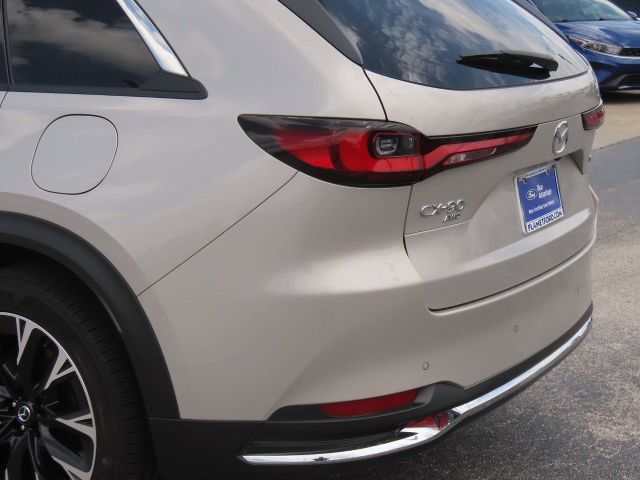 Used 2024 MAZDA CX-90 Plug-In Hybrid w/ Premium Pkg AWD/4WD image 16