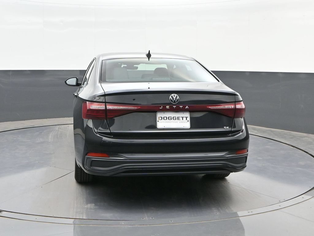 Used 2025 Volkswagen Jetta SE FWD image 8