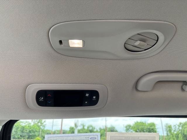Used 2023 Chrysler Voyager LX FWD image 32
