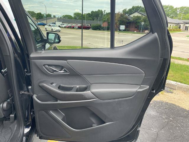 Used 2023 Chevrolet Traverse LT w/ LPO, Floor Liner Package AWD/4WD image 14