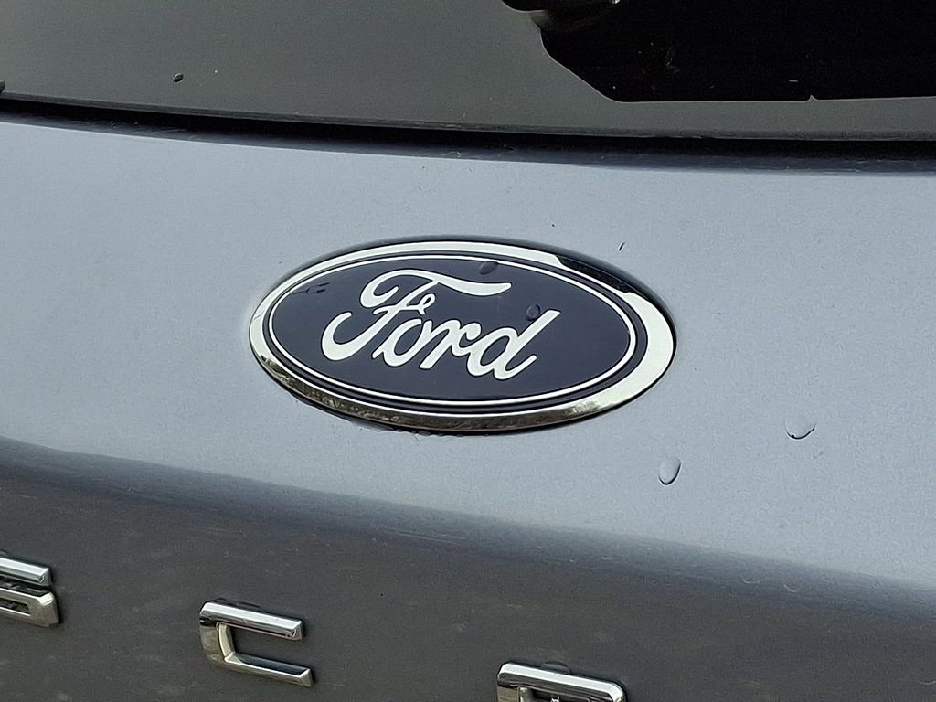 Certified 2022 Ford Escape SE w/ Cold Weather Package image 30