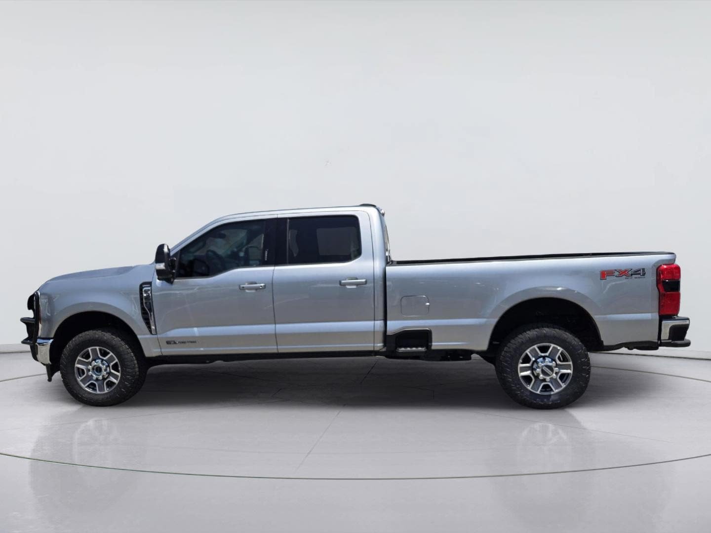 Certified 2024 Ford F350 Lariat w/ FX4 Off-Road Package AWD/4WD image 4