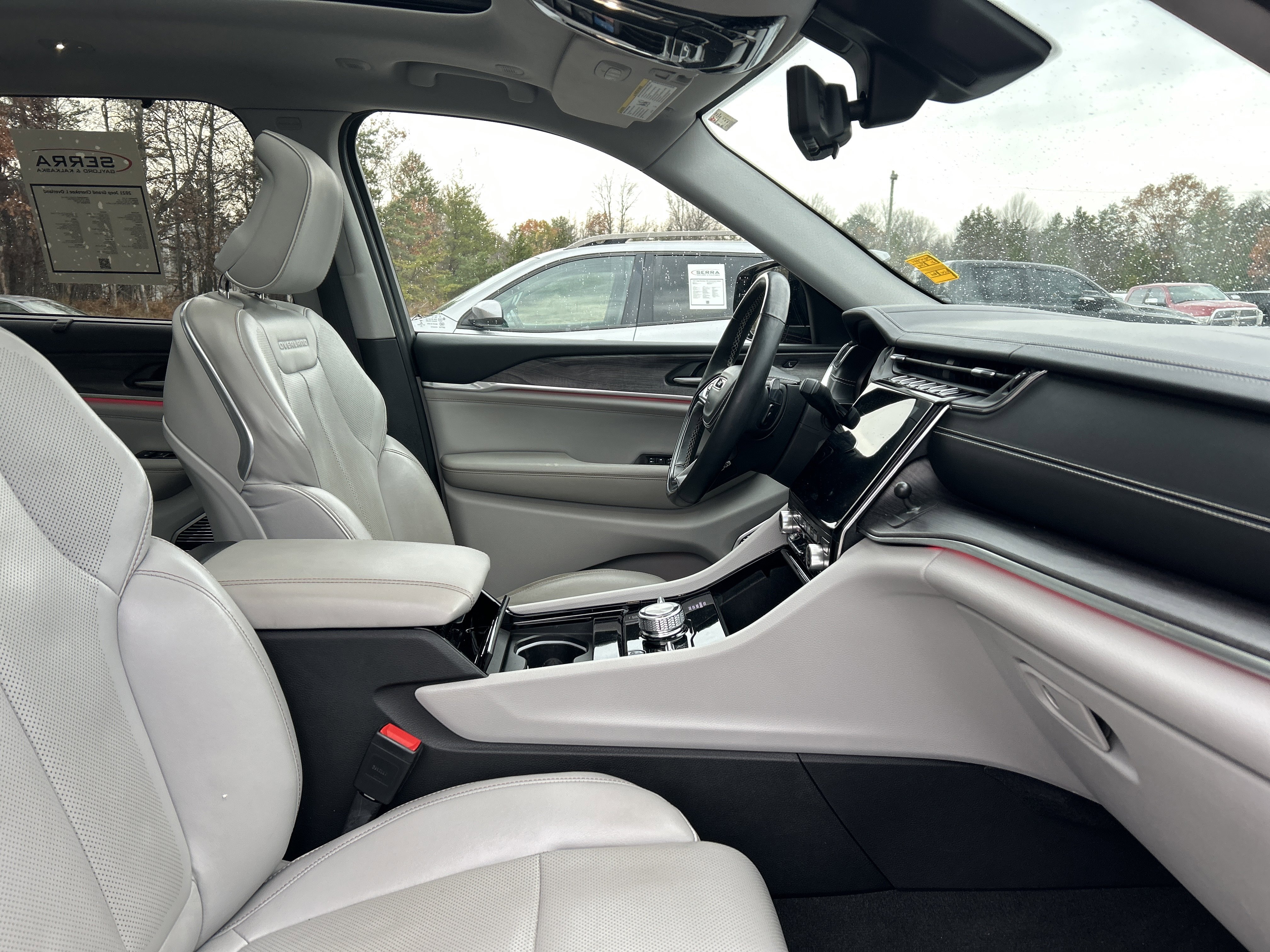 Used 2021 Jeep Grand Cherokee L Overland w/ Advanced Protech Group III image 10