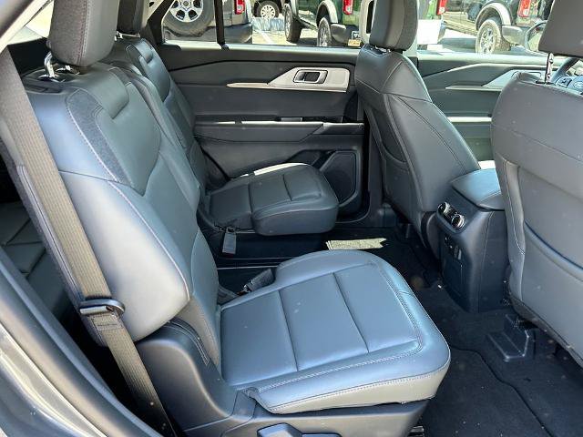 Certified 2026 Ford Explorer Active w/ Active Comfort Package RWD image 17