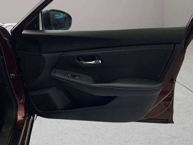 Used 2024 Nissan Sentra SV FWD image 20