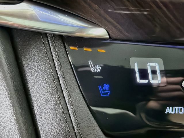 Used 2024 Cadillac XT6 Sport w/ Platinum Package AWD/4WD image 25