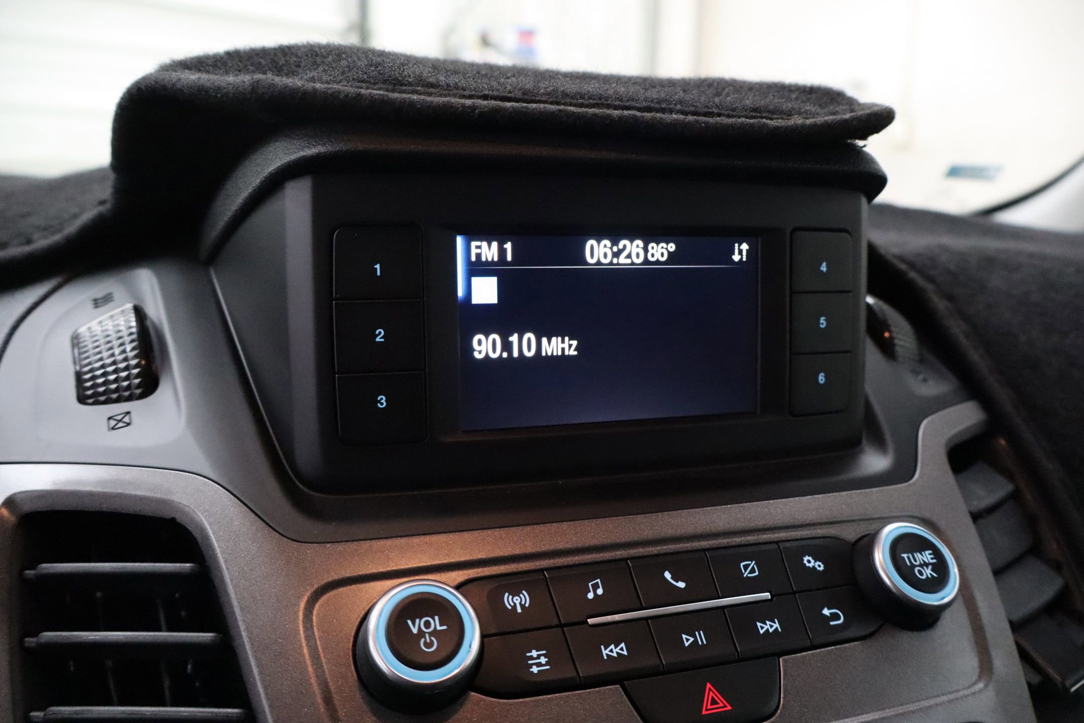 Certified 2023 Ford Transit Connect XL FWD image 24