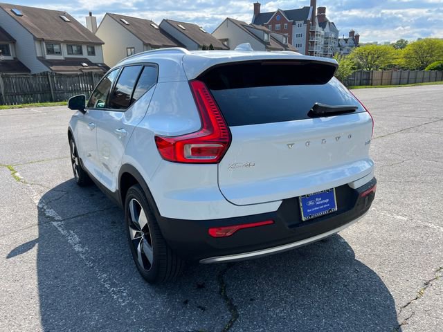 Used 2020 Volvo XC40 T5 Momentum w/ Protection Package Premier AWD/4WD image 8
