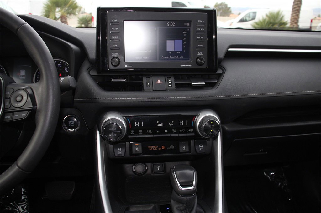 Used 2022 Toyota RAV4 XLE Premium image 18